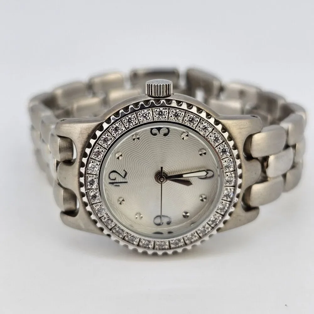 28MM Women's Watch Gray Dial Gemmed Bezel Gray Bracelet‎ Band 6